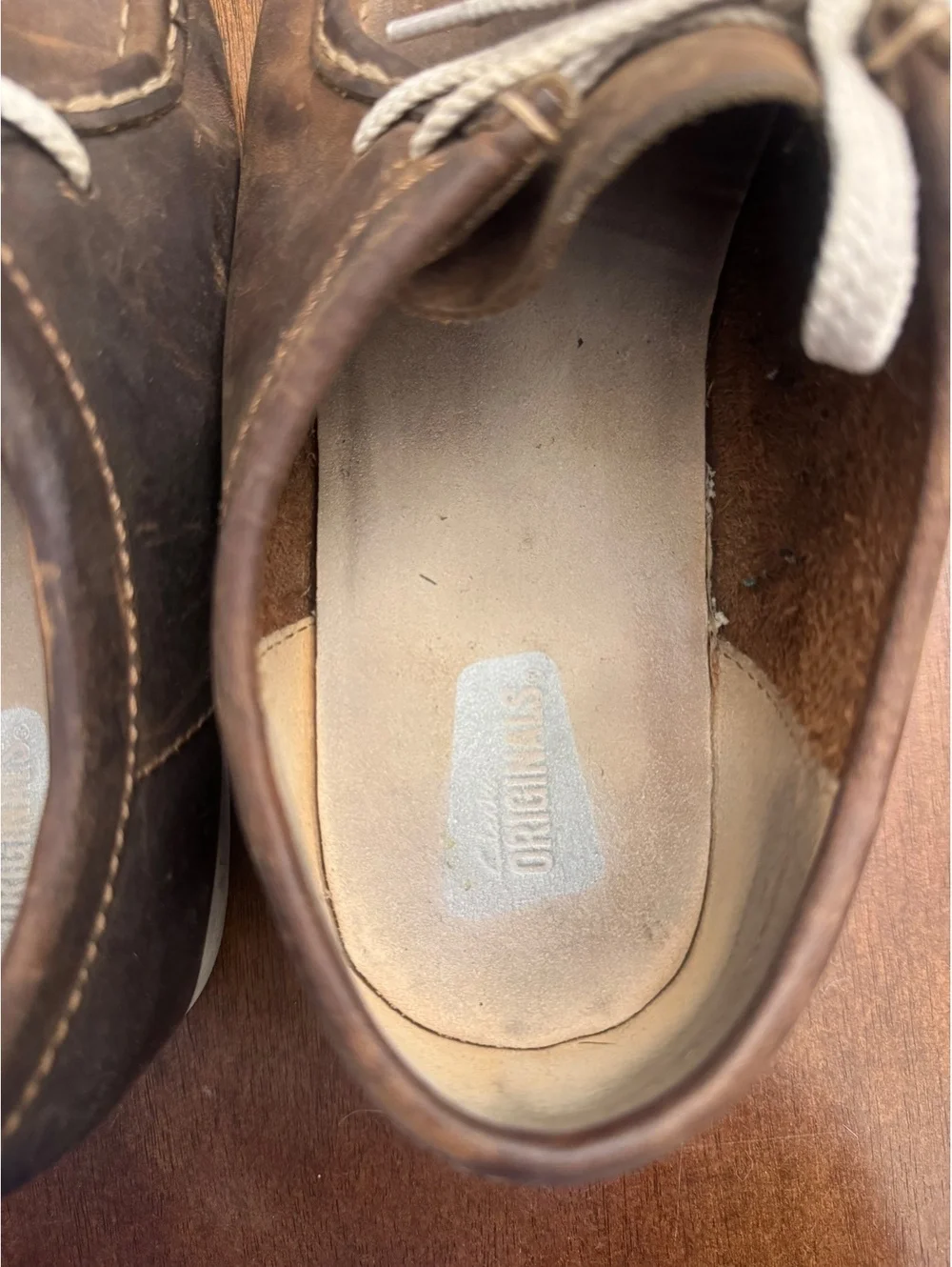 N/A clarks originals